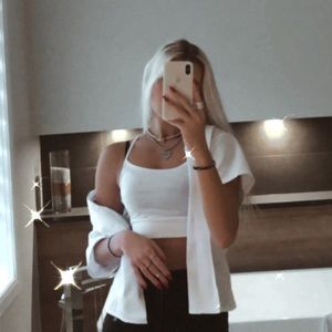 Meet your Posher, Victoria